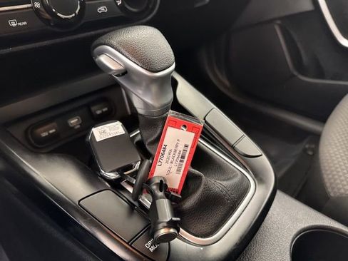 Used 2020 Kia Soul LX image 30