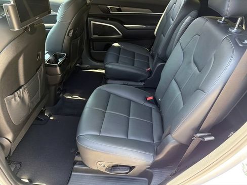 Used 2022 Kia Telluride EX w/ EX Premium Package FWD image 23