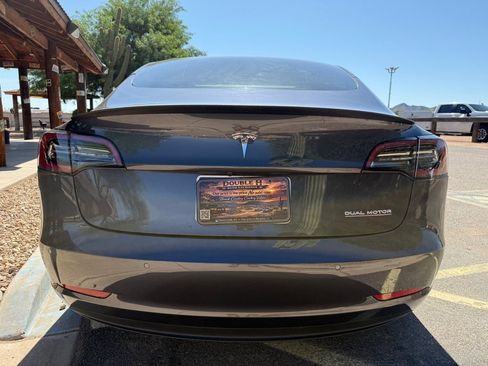 Used 2022 Tesla Model 3 Performance AWD/4WD image 7