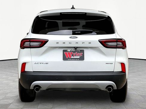 Used 2023 Ford Escape Active w/ Tech Pack #1 AWD/4WD image 5
