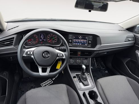 Used 2021 Volkswagen Jetta S image 14