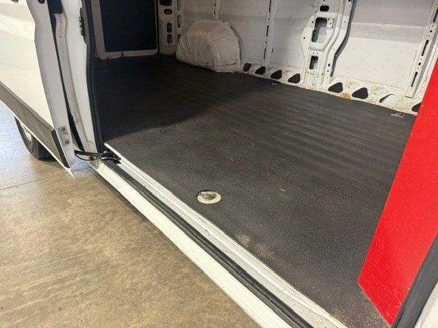 Used 2021 RAM ProMaster 2500 FWD image 16