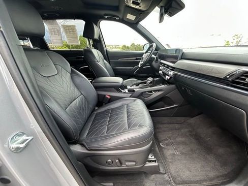 Used 2024 Kia Telluride SX X-Line AWD/4WD image 37