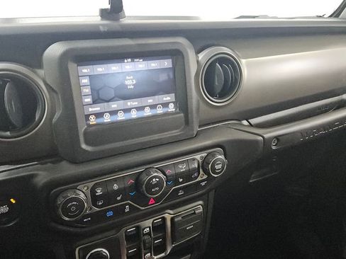 Used 2023 Jeep Wrangler Unlimited w/ Cold Weather Group image 28