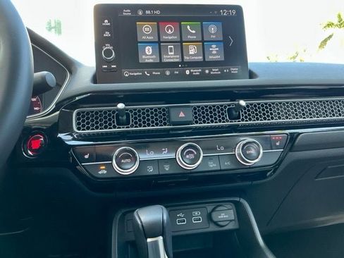 Certified 2024 Honda Civic Touring image 17