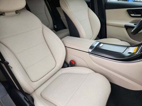 New 2026 Mercedes-Benz GLC 300 4MATIC image 16