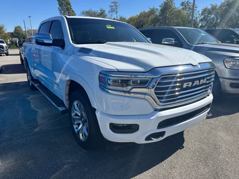 Used 2024 RAM 1500 Limited w/ Body Color Bumper Group image 11