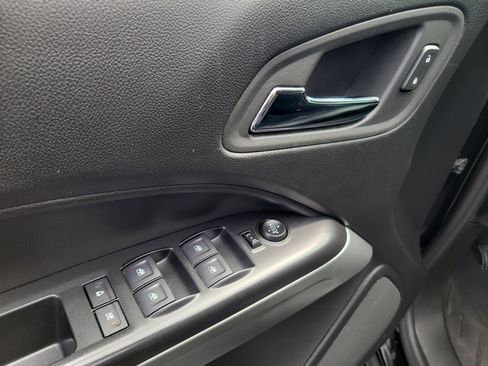 Used 2022 Chevrolet Colorado ZR2 image 19