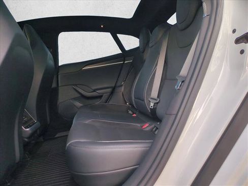 Used 2024 Tesla Model S Plaid image 18
