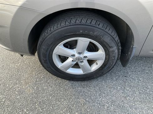 Used 2012 Nissan Rogue S w/ Special Edition Pkg image 11