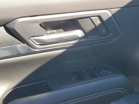 Used 2025 GMC Terrain Elevation image 45