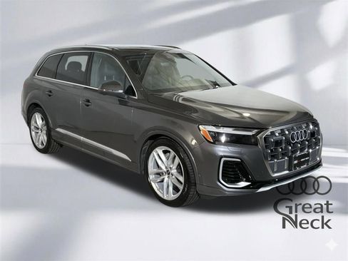 Certified 2025 Audi Q7 3.0T Premium Plus w/ Premium Plus Package image 11