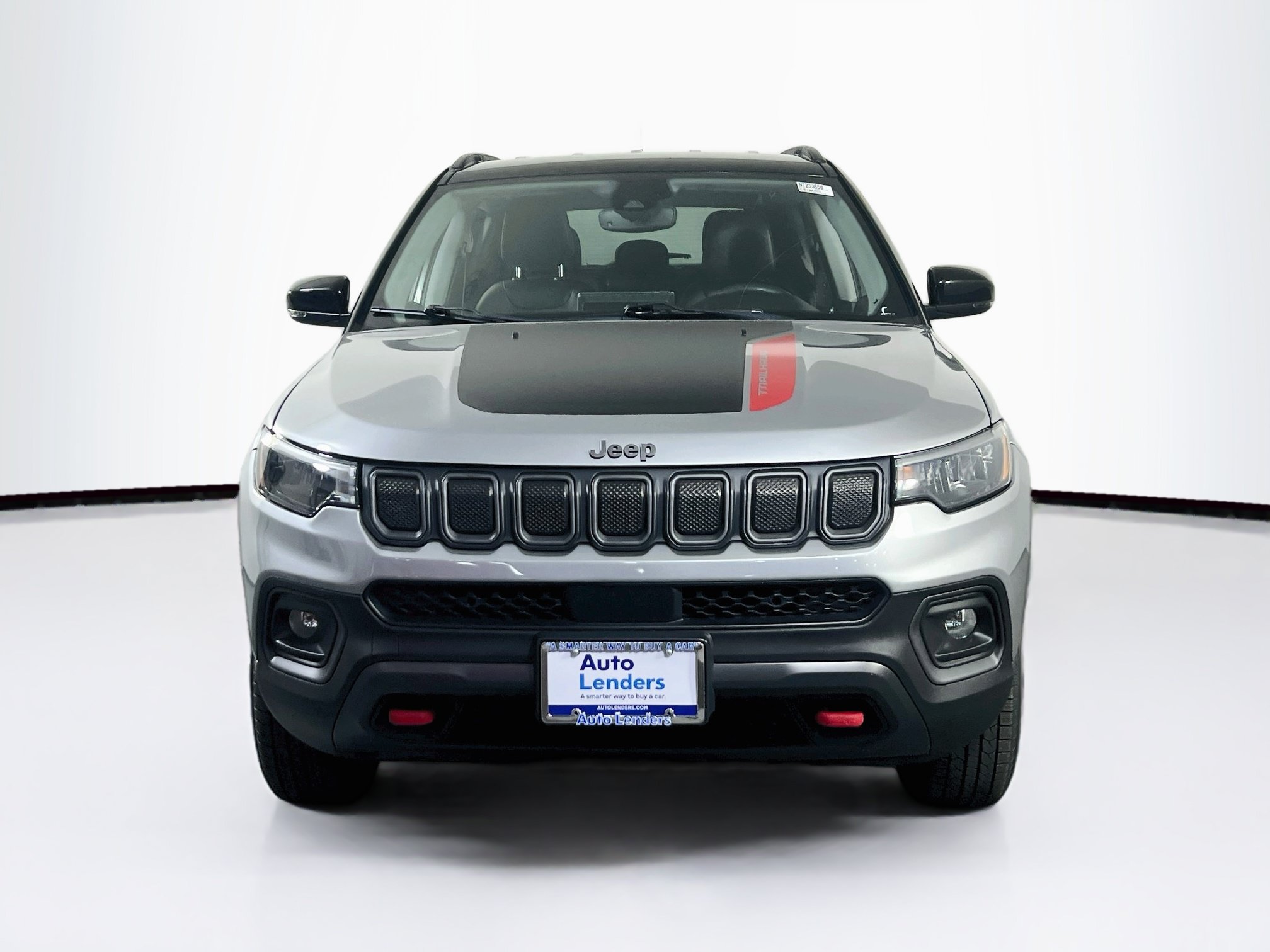 Used 2022 Jeep Compass Trailhawk AWD/4WD image 2