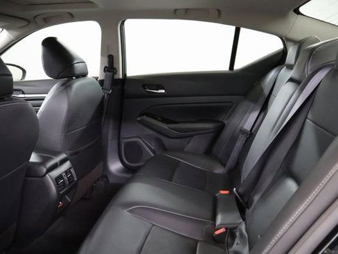 Used 2023 Nissan Altima 2.5 SL image 32