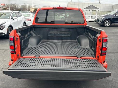 Used 2025 Nissan Frontier PRO-4X w/ Interior Protection Package image 24
