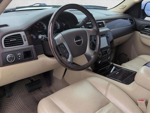 Used 2012 GMC Yukon Denali image 9