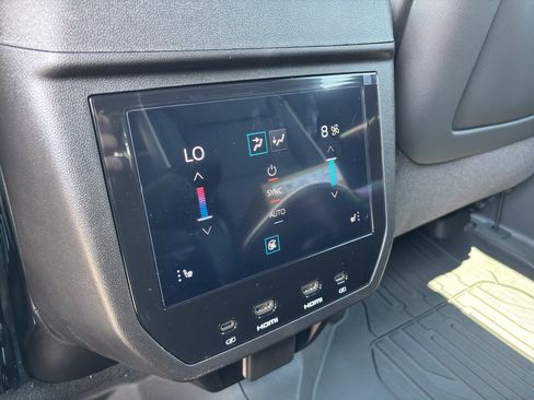New 2026 GMC Yukon AT4 Ultimate w/ LPO, Floor Liner Package AWD/4WD image 32