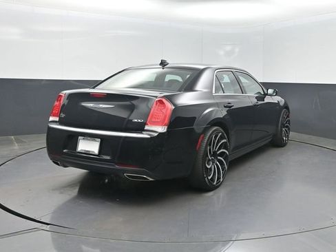 Used 2023 Chrysler 300 Touring RWD image 32