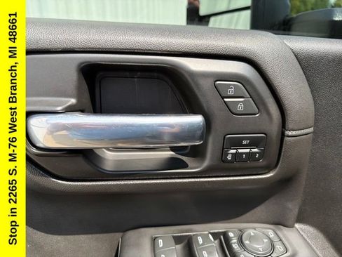 Used 2023 GMC Sierra 2500 Denali w/ Denali Ultimate Package AWD/4WD image 15
