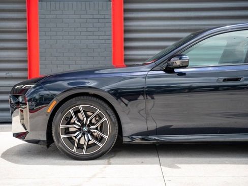 Used 2023 BMW 740i w/ Parking Assistance Package image 12