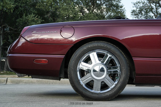 Used 2004 Ford Thunderbird RWD image 10