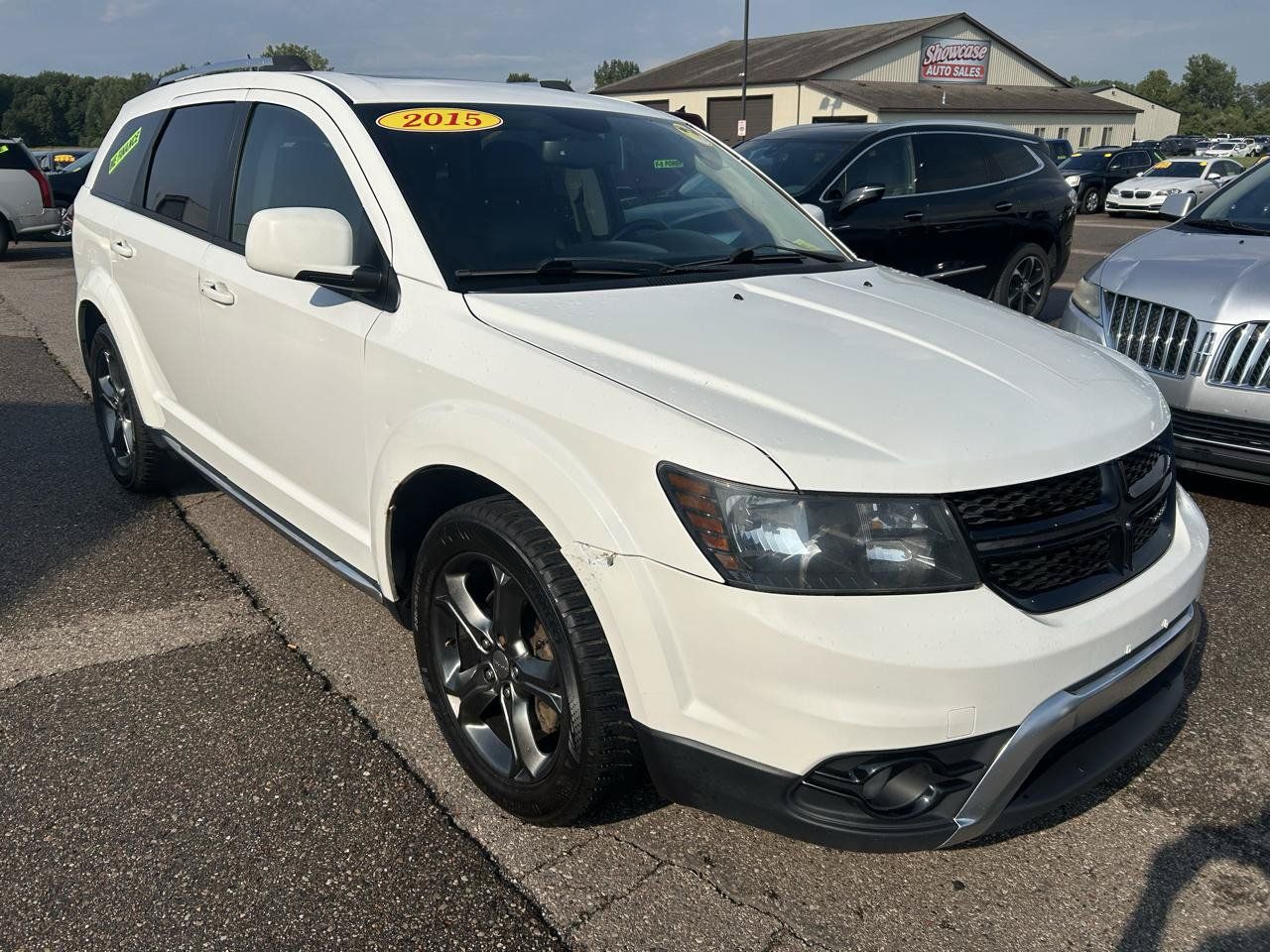 Used 2015 Dodge Journey Crossroad w/ Driver Convenience Group FWD image 3