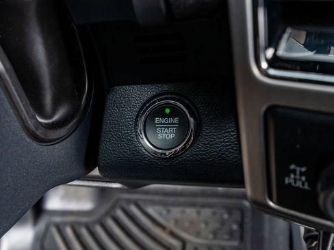 Used 2022 Ford F250 Platinum image 22