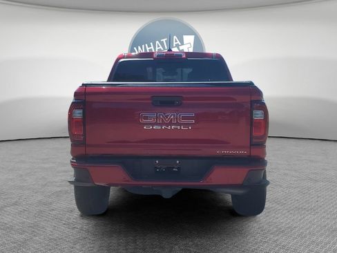 Used 2024 GMC Canyon Denali AWD/4WD image 5