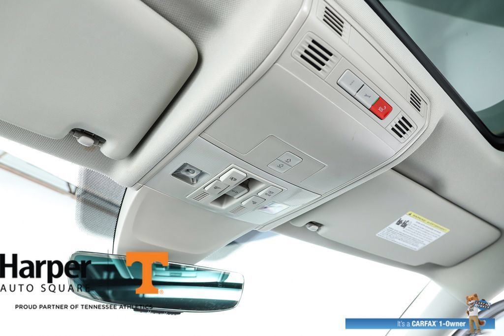 Used 2023 Volkswagen Tiguan SE w/ Panoramic Sunroof Package FWD image 64