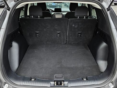 Used 2022 Ford Escape SE image 30