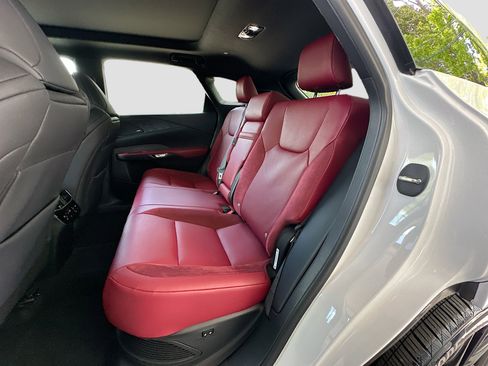 Used 2024 Lexus RX 500h F Sport w/ Convenience Package image 25