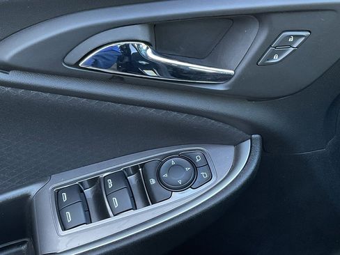 Used 2023 Chevrolet Malibu LT image 12