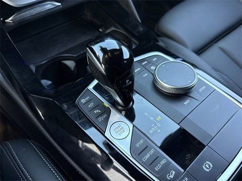 Used 2024 BMW X4 xDrive30i w/ Premium Package image 21