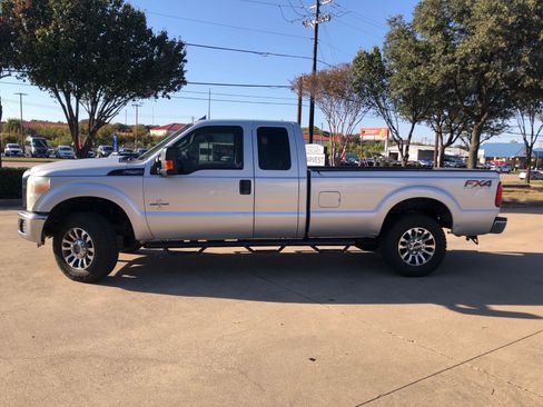 Used 2013 Ford F250 XL w/ PWR Equipment Group image 2