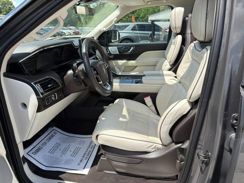 Used 2023 Lincoln Navigator Black Label AWD/4WD image 15