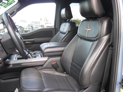 Used 2023 Ford F150 Platinum image 12