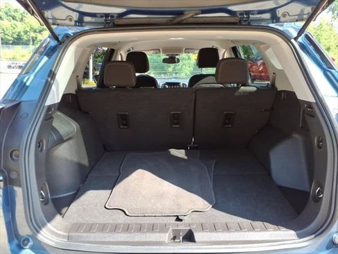 Used 2024 GMC Terrain SLE AWD/4WD image 11