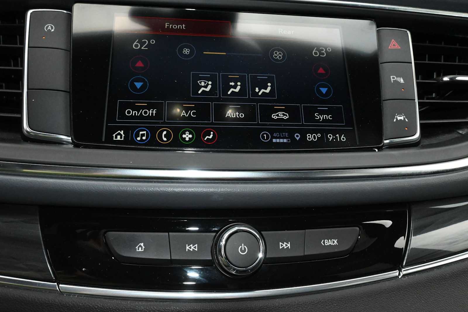 Used 2023 Buick Enclave Essence w/ Experience Buick Package FWD image 21