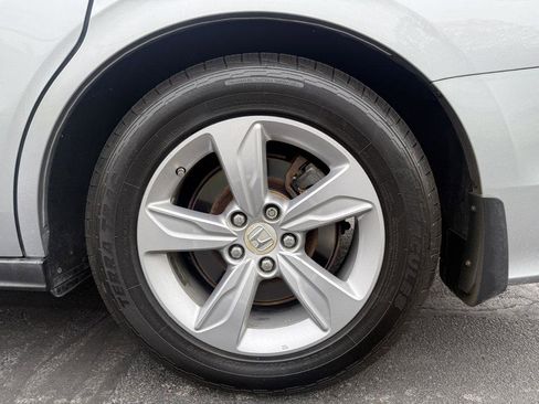 Used 2018 Honda Odyssey EX-L image 34