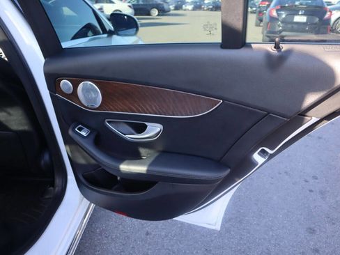 Used 2017 Mercedes-Benz C 300 Luxury image 22