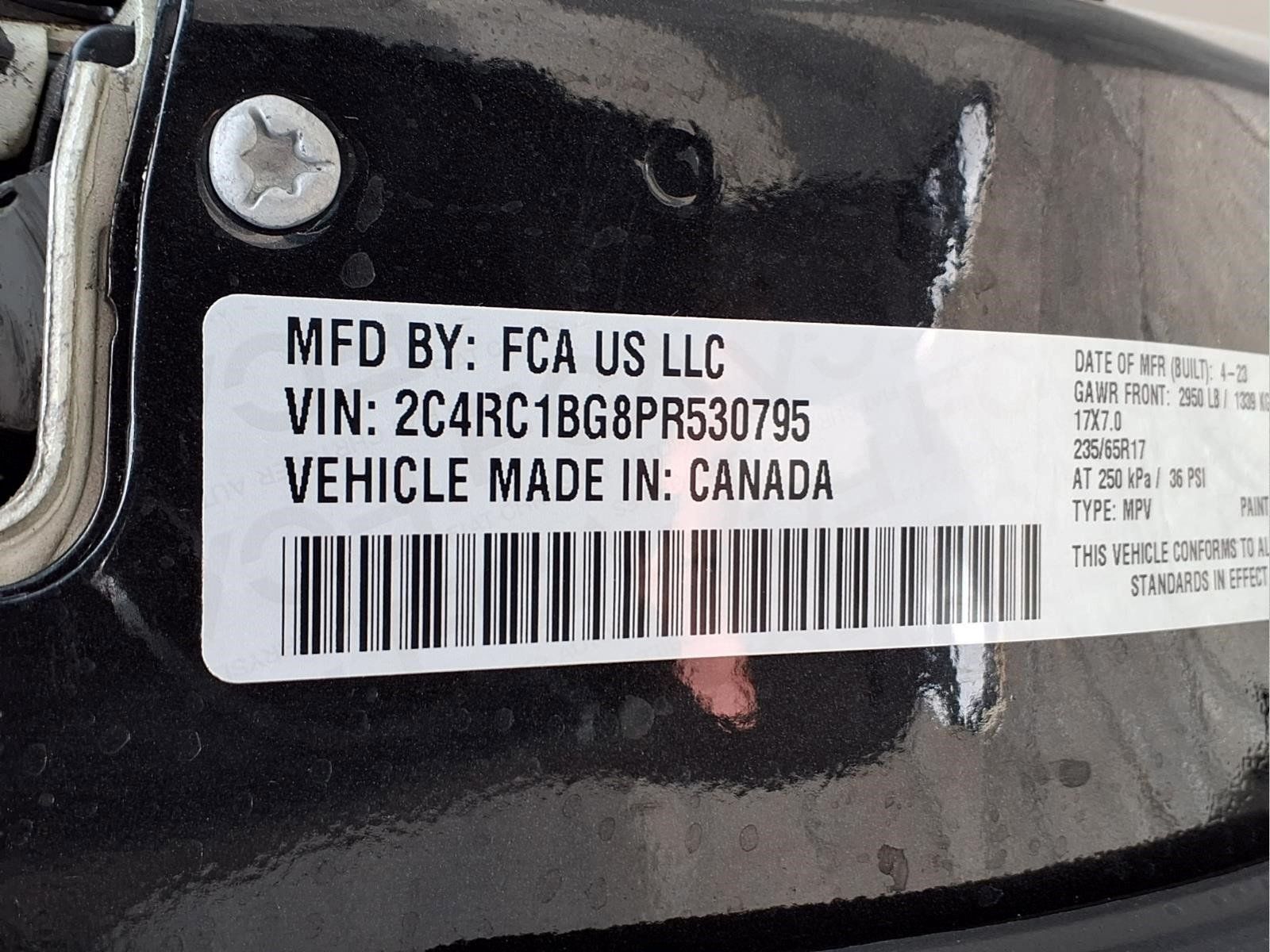 Used 2023 Chrysler Pacifica Touring-L FWD image 26