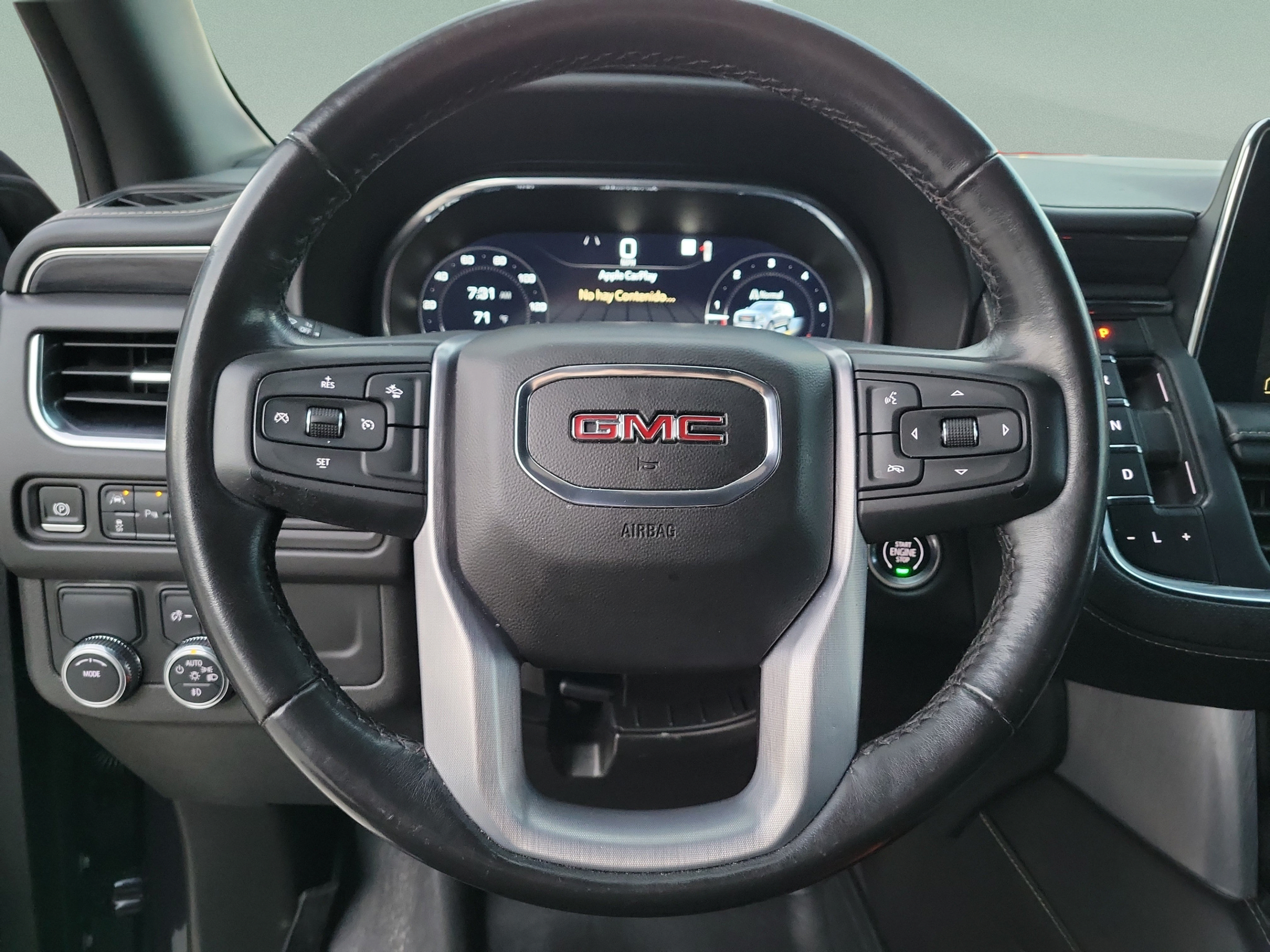 Used 2023 GMC Yukon SLT RWD image 16