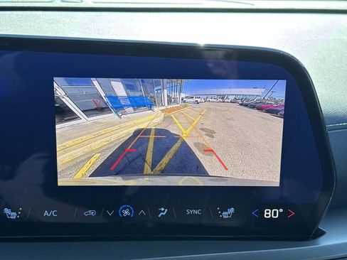 Certified 2025 Chevrolet Traverse LT image 27