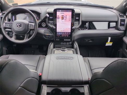 New 2025 RAM 3500 Limited image 15