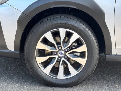 Certified 2024 Subaru Outback Limited AWD/4WD image 30