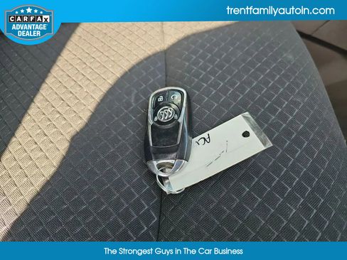 Used 2022 Buick Encore Preferred image 42