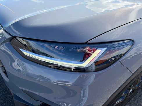 Certified 2025 Honda HR-V Sport image 18