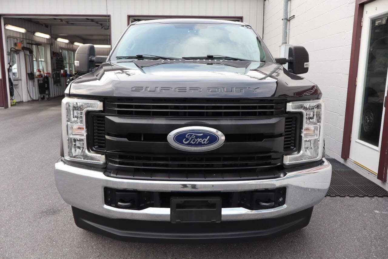 Used 2019 Ford F250 XL w/ Power Equipment Group AWD/4WD image 2