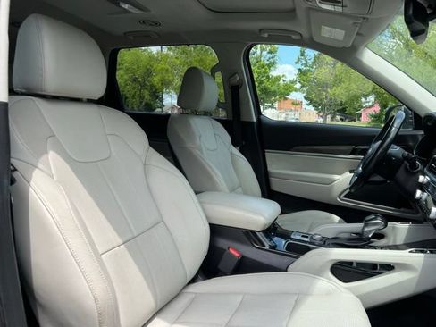 Used 2020 Kia Telluride EX FWD image 25