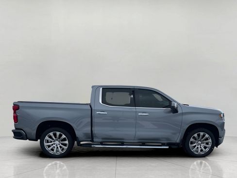 Used 2019 Chevrolet Silverado 1500 High Country w/ Technology Package image 9